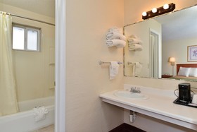 Americas Best Value Inn Lebanon, MO