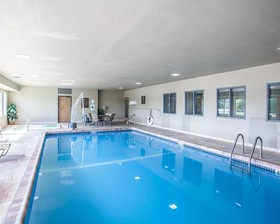 Comfort Inn Lees Summit at Hwy 50 & Hwy 291