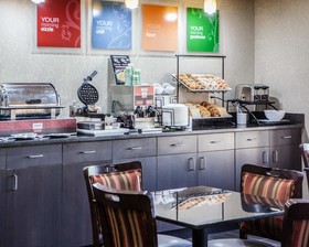 Comfort Inn Lees Summit at Hwy 50 & Hwy 291