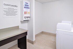 Holiday Inn Express & Suites Lee's Summit - Kansas City