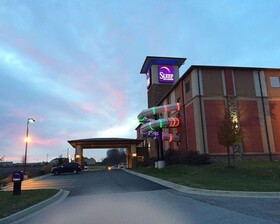 Sleep Inn & Suites and Indoor Water Park