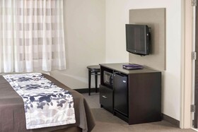 Sleep Inn & Suites and Indoor Water Park