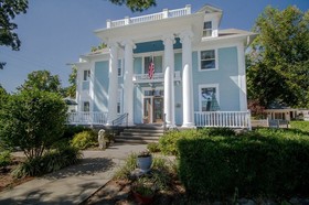 The Dickey House Bed & Breakfast