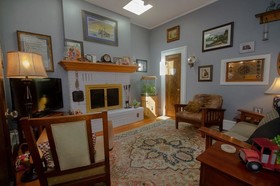 The Dickey House Bed & Breakfast