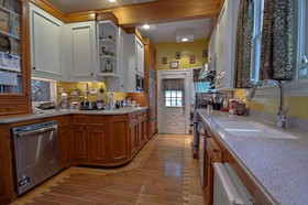 The Dickey House Bed & Breakfast