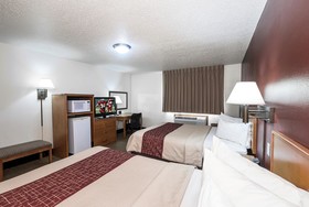 Bearcat Inn And Suites