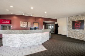 Bearcat Inn And Suites