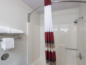 Bearcat Inn And Suites