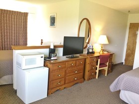 Highland Inn & Suites