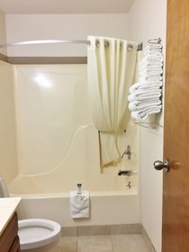 Highland Inn & Suites