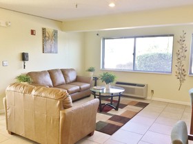 Highland Inn & Suites