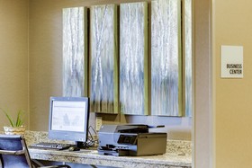 Holiday Inn Express & Suites Nevada