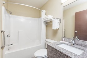 Super 8 by Wyndham Nixa/Springfield Area