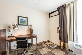 Econo Lodge Oak Grove-Blue Springs