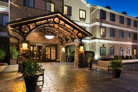 Staybridge Suites O'Fallon Chesterfield