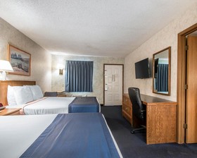 Schmidt’s Creek Hotel