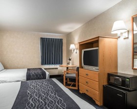 Schmidt’s Creek Hotel