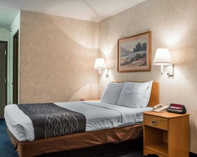 Schmidt’s Creek Hotel