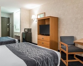 Schmidt’s Creek Hotel