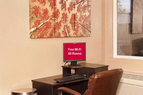 Red Roof Inn Osage Beach