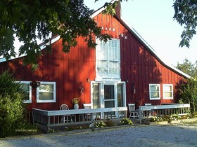 Red Barn Inn