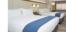 Holiday Inn Express & Suites Perryville I-55