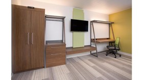 Holiday Inn Express & Suites Perryville I-55