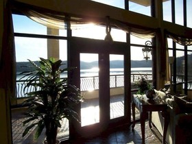 D'Monaco Luxury Resort & Restaurant