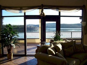 D'Monaco Luxury Resort & Restaurant