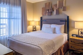 Hilton Grand Vacations Club Paradise Point Hollister