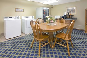 Super 8 by Wyndham St. Clair MO