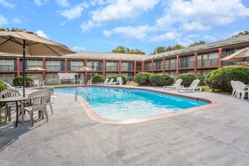 Americas Best Value Inn St. Joseph at I-29