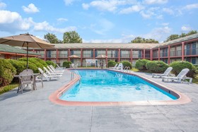 Americas Best Value Inn St. Joseph at I-29