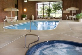 Drury Inn & Suites St. Joseph