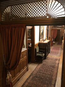 The Vineyard Mansion