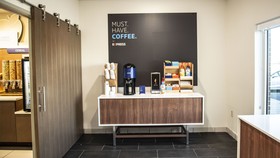 Holiday Inn Express Hotel & Suites Sedalia