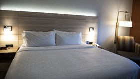 Holiday Inn Express Hotel & Suites Sedalia