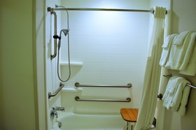 Holiday Inn Express Hotel & Suites Sedalia