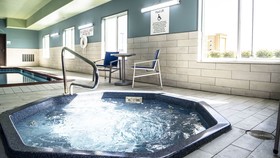 Holiday Inn Express Hotel & Suites Sedalia