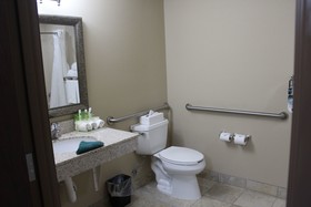 Holiday Inn Express Hotel & Suites Sedalia