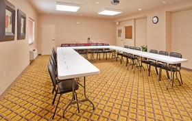 Candlewood Suites Springfield South