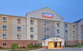 Candlewood Suites Springfield South