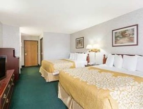 Days Inn by Wyndham Battlefield Rd/Hwy 65