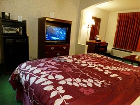 Days Inn by Wyndham Battlefield Rd/Hwy 65