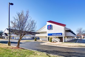 Motel 6 Springfield North