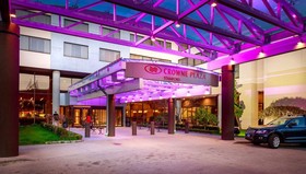 University Plaza Hotel