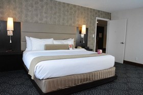 University Plaza Hotel