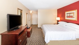 Aviator Hotel & Suites, BW Signature Collection