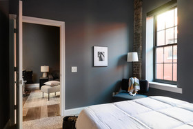 Bordeaux - Luxe LF Square Apts with Rooftop by Zencity