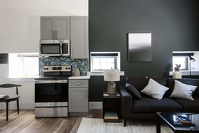 Bordeaux - Luxe LF Square Apts with Rooftop by Zencity